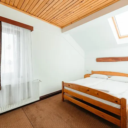 Complex Turistic Alpina Blazna Sant Hotel Exterior photo