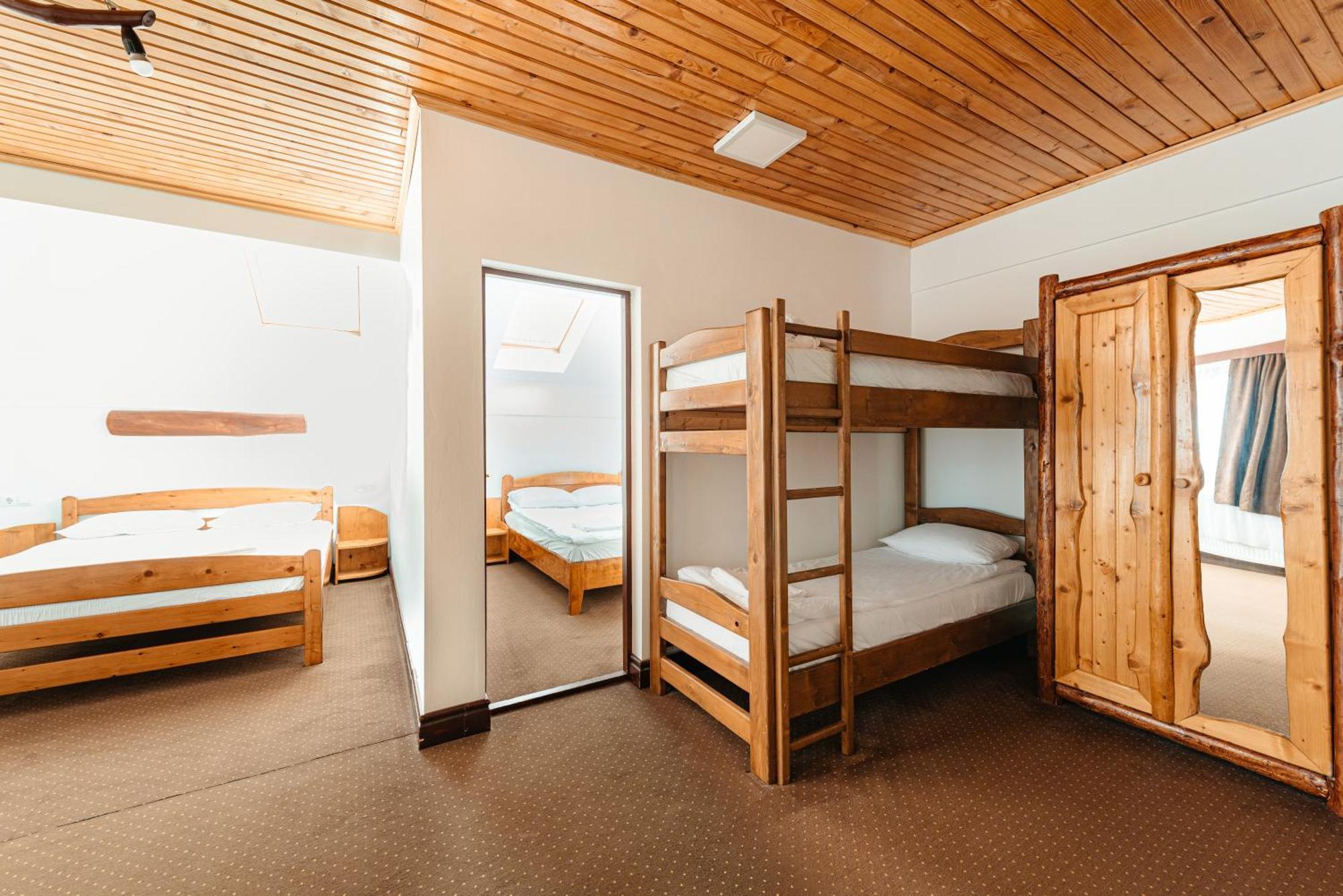 Complex Turistic Alpina Blazna Hotel