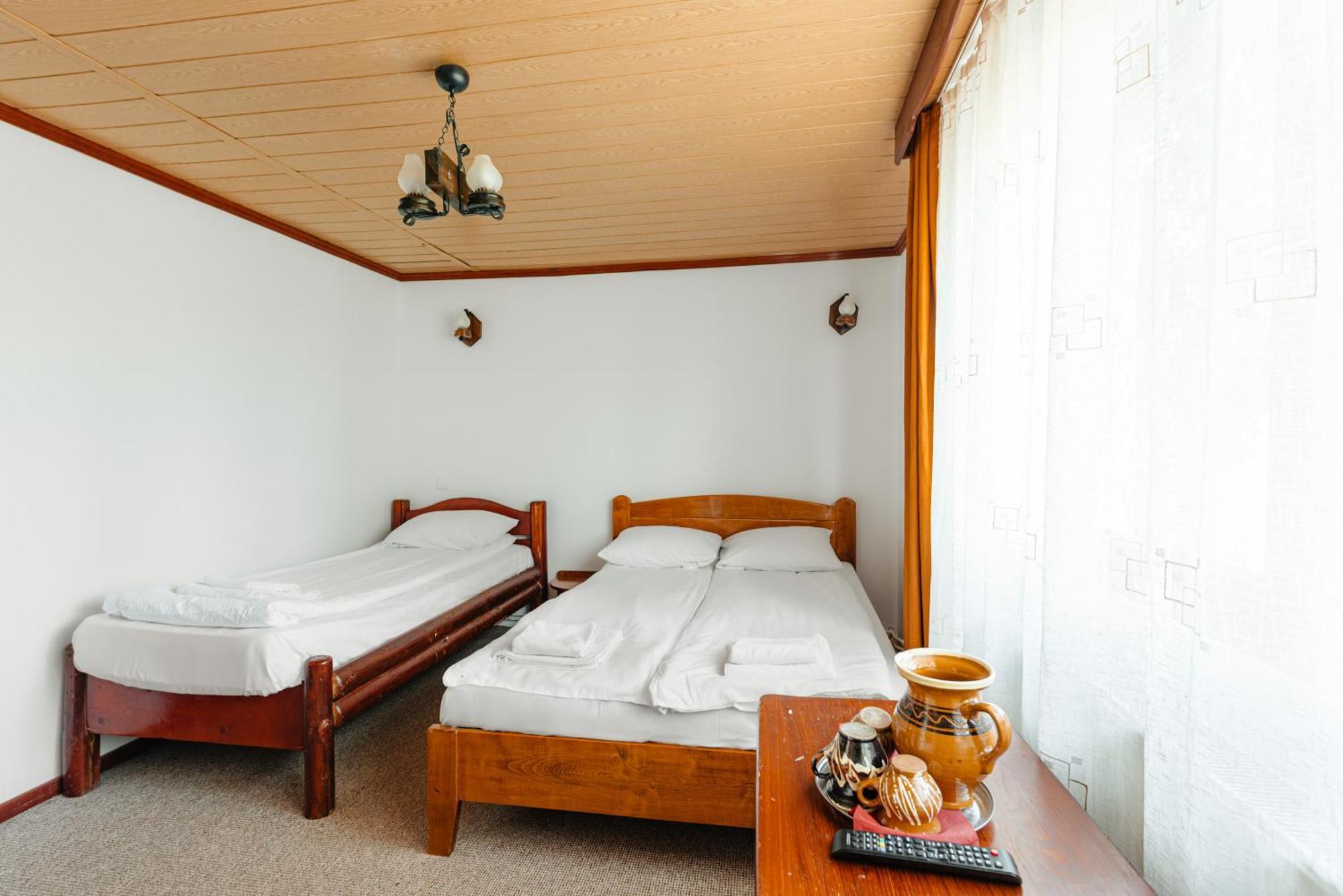 Hotel Complex Turistic Alpina Blazna Sant
