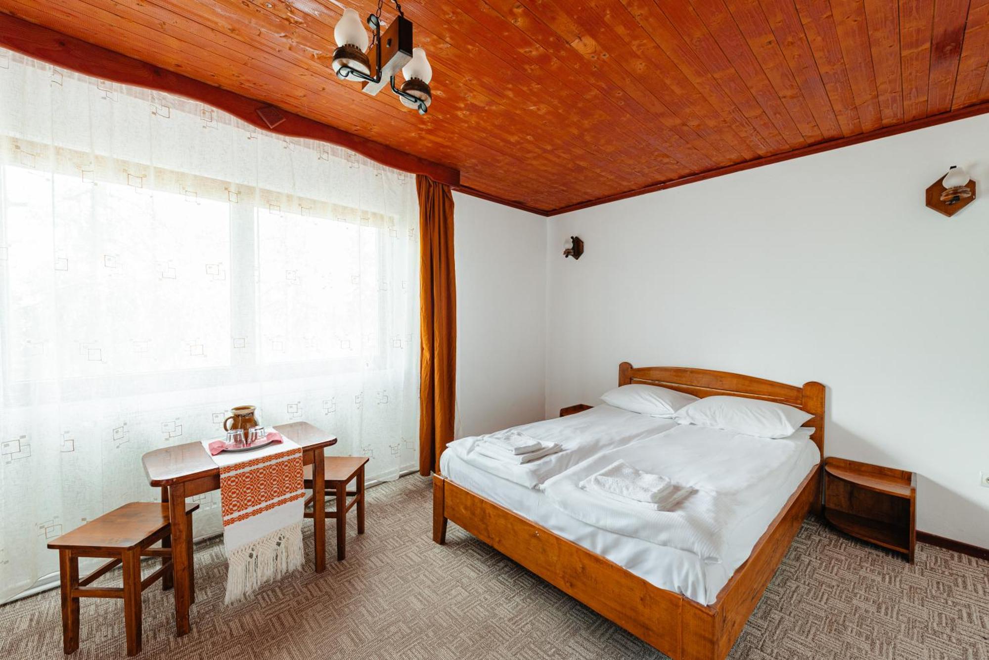 Complex Turistic Alpina Blazna Hotel Sant