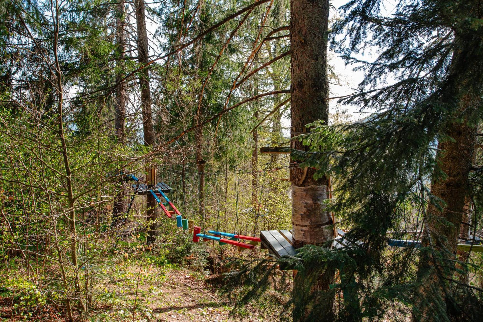 Hotel Complex Turistic Alpina Blazna Sant